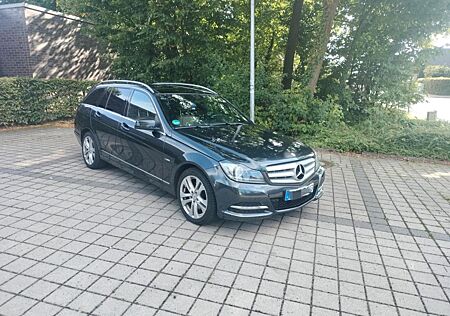 Mercedes-Benz C 300 CDI 4MATIC T BlueEFF. AVANTG. Aut. AVA...