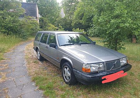 Volvo 940 mit Anhängerkupplung