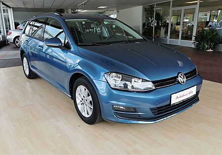 VW Golf Volkswagen VII 1.2 TSI Variant Comfortline *Klima*1.Hd