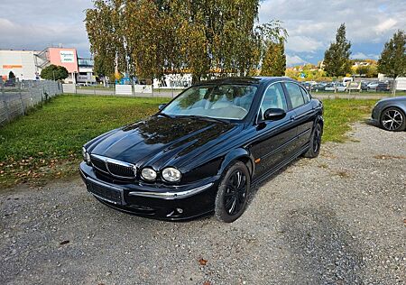 Jaguar X-Type 2 Liter V6 Classic