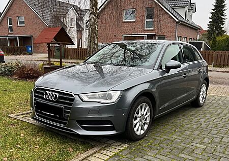 Audi A3 1.4 TFSI S tronic Ambiente Sportback Ambiente