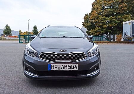 Kia Cee'd Sportswagon 1.6 GDI Dream-Team Edition...
