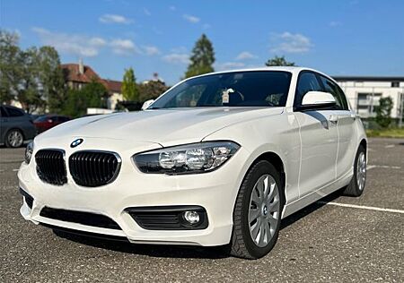 BMW 116i Sport Line Sport Line