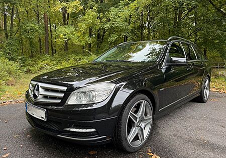 Mercedes-Benz C 250 gebraucht kaufen Mercedes-Benz C 250 CGI T AVANTGARDE XENON AMG-Felgen gepfleg