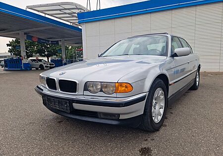 BMW 735iL A,2.HAND,Sehr Gepflegt,Automatik,Leder,SHZ
