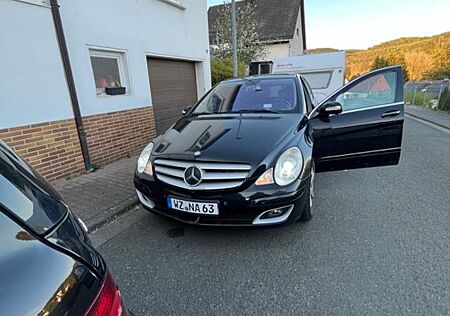 Mercedes-Benz R 320 CDI 4MATIC -