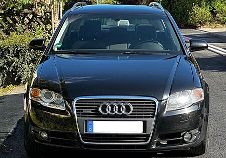 Audi A4 3.0 TDI (DPF) quattro Avant - TÜV NEU