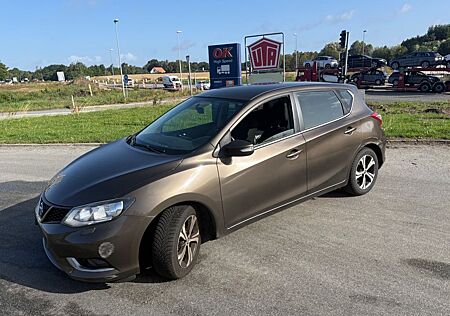 Nissan Pulsar Acenta