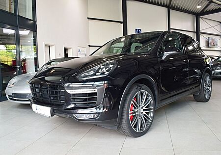 Porsche Cayenne Turbo ** Panorama** ACC**21" Turbo**