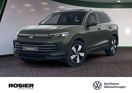 VW Tiguan Volkswagen Elegance 2,0 l TDI 4MOTION DSG AHK ACC BT