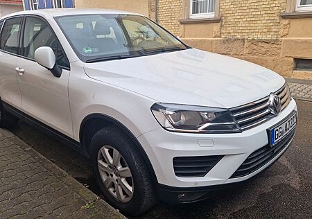 VW Touareg Volkswagen 3.0 V6 TDI SCR 150kW Tiptronic -