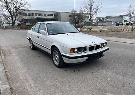 BMW 525i Klimaanlage, Sitzheizung H- Zulassung