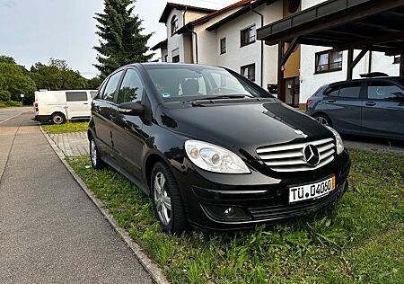 Mercedes-Benz B 170 -
