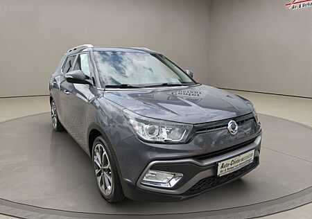SsangYong Tivoli 1.6 e-XGi 160 SAPPHIRE 2WD, NAVI, AHK..