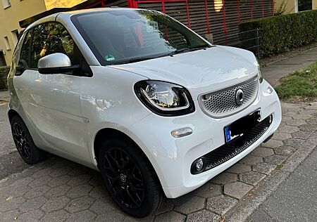 Smart ForTwo cabrio / Leder /Led/ tüv neu