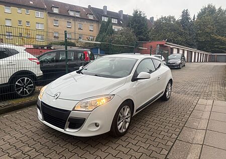 Renault Megane III Coupe Dynamique TÜV NEU*2.HAND