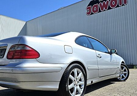 Mercedes-Benz CLK 320 AVANT- LEDER SITZH AUTOM TV NAVI ALU KLI
