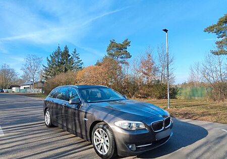 BMW 525d Touring Diesel Automatik