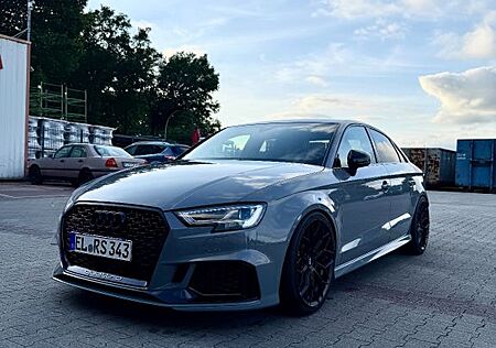 Audi RS3 /Digitaltacho/Kein OPF/Keyless Go/RS Sitze