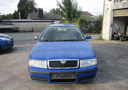 Skoda Octavia Combi Tour