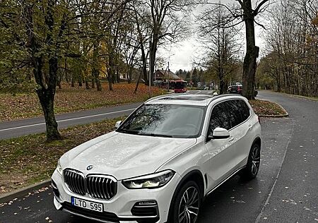 BMW X5 xDrive40i
