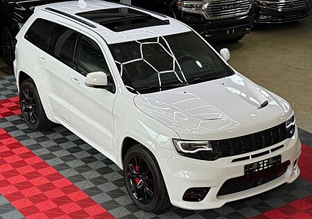 Jeep Grand Cherokee 6.4 V8 HEMI SRT Panorama ACC AHK