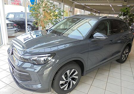 VW Tiguan Volkswagen 1.5 eTSI DSG Life/AHK/LEDPlus/5JGarantie