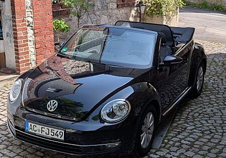 VW Beetle Volkswagen 1.2 TSI Design Cabriolet Design