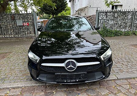 Mercedes-Benz A 220 Lim. d 8G-DCT
