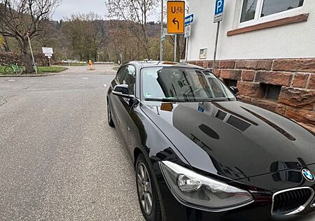 BMW 116d EfficientDynamics Edit. Urban Line Urba...