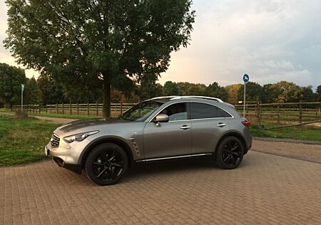 Infiniti FX 30d V6 AWD GT GT