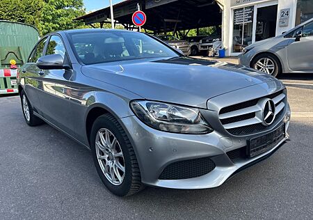 Mercedes-Benz C 180 d Lim.*STANDHEIZUNG*PDC*NAVi*