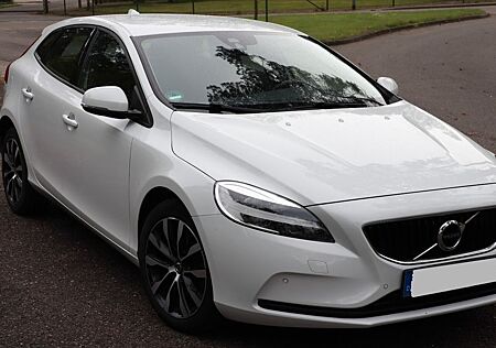 Volvo V40 D2 Geartronic Momentum Momentum