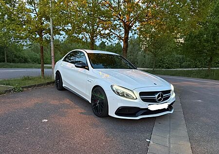 Mercedes-Benz C 63 AMG Mercedes C 63 S AMG Burmester/Night/Perf. Abgas.