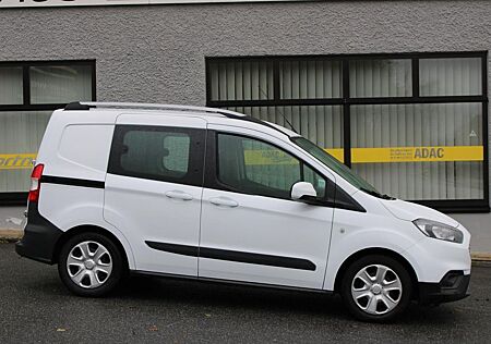 Ford Transit Courier Kombi 5 Sitze *AHK*