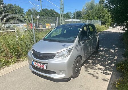 Subaru Trezia 1.3i Active Sport FWD