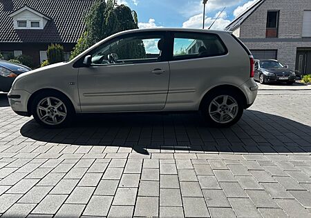 VW Polo Volkswagen 1.4 Basis Plus-Paket Basis
