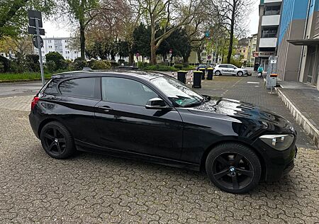 BMW 114i Sport Line Sport Line