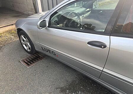 Mercedes-Benz CLC 200