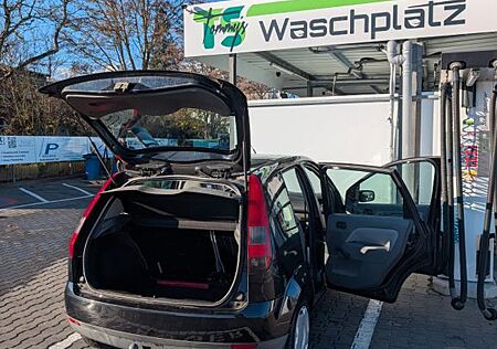 Ford Fiesta 1.4 16V - frischer TÜV (einige Neuteile)