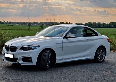 BMW 240 M240i Coupé