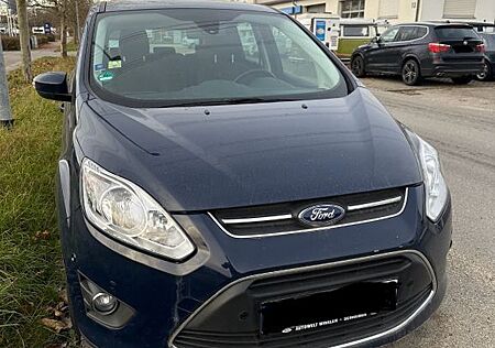 Ford C-Max 1,0 EcoBoost 74kW Titanium Titanium