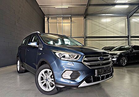 Ford Kuga Titanium-NAVI-KLIMAAUT-SHZ-TEMPO-PDC-