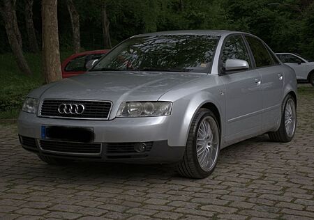 Audi A4 2.0 -