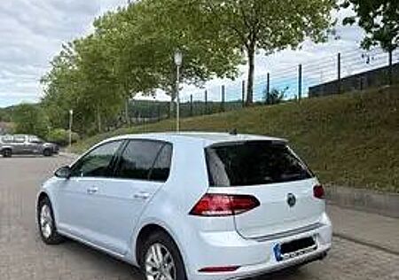VW Golf Volkswagen 1.6 TDI BMT Trendline Trendline