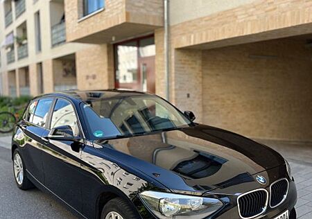 BMW 116d EfficientDynamics Edit. Urban Line Urba...