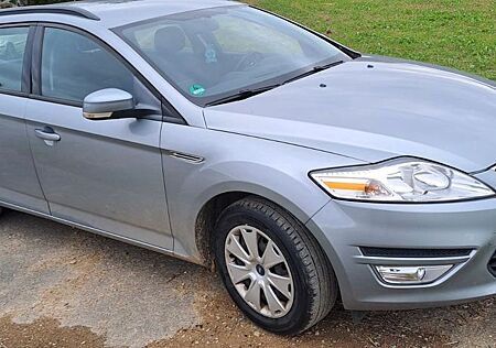 Ford Mondeo 1,6 EcoBoost Business Edition Turnier...