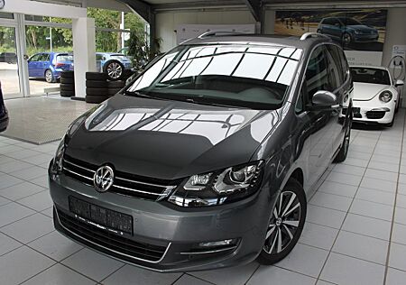 VW Sharan Volkswagen /HIGHL/DSG/PANO/ACC/NAVI/KAME/XEN/DYNAU/ST