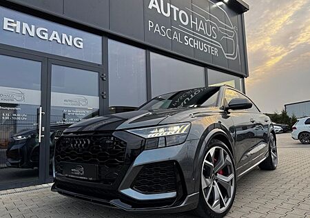 Audi RS Q8 4.0 TFSI/LUFT/AHK/305km/h/KERAMIK/PANO/