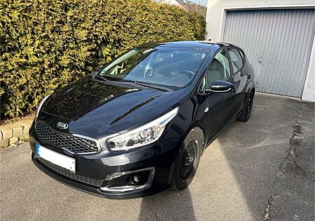 Kia Cee'd / Ceed 1.0 T-GDI 100 Edition 7 Edition 7